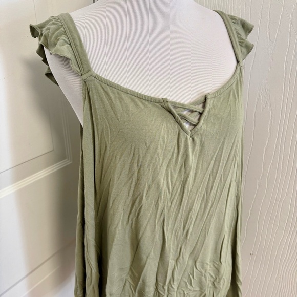 Torrid Ruffle Tank - Picture 3 of 6